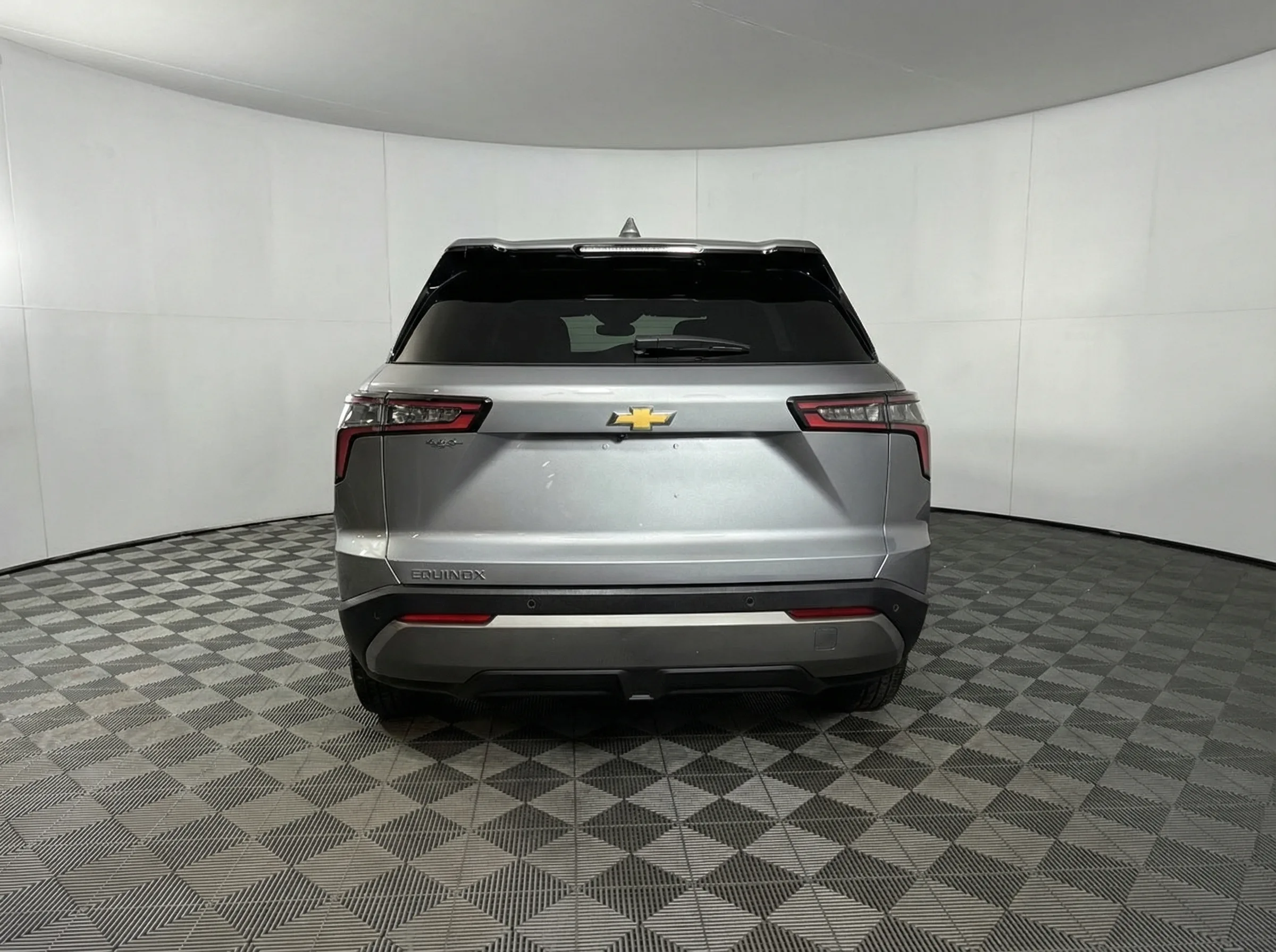 2025 Chevrolet Equinox LT — photo 1