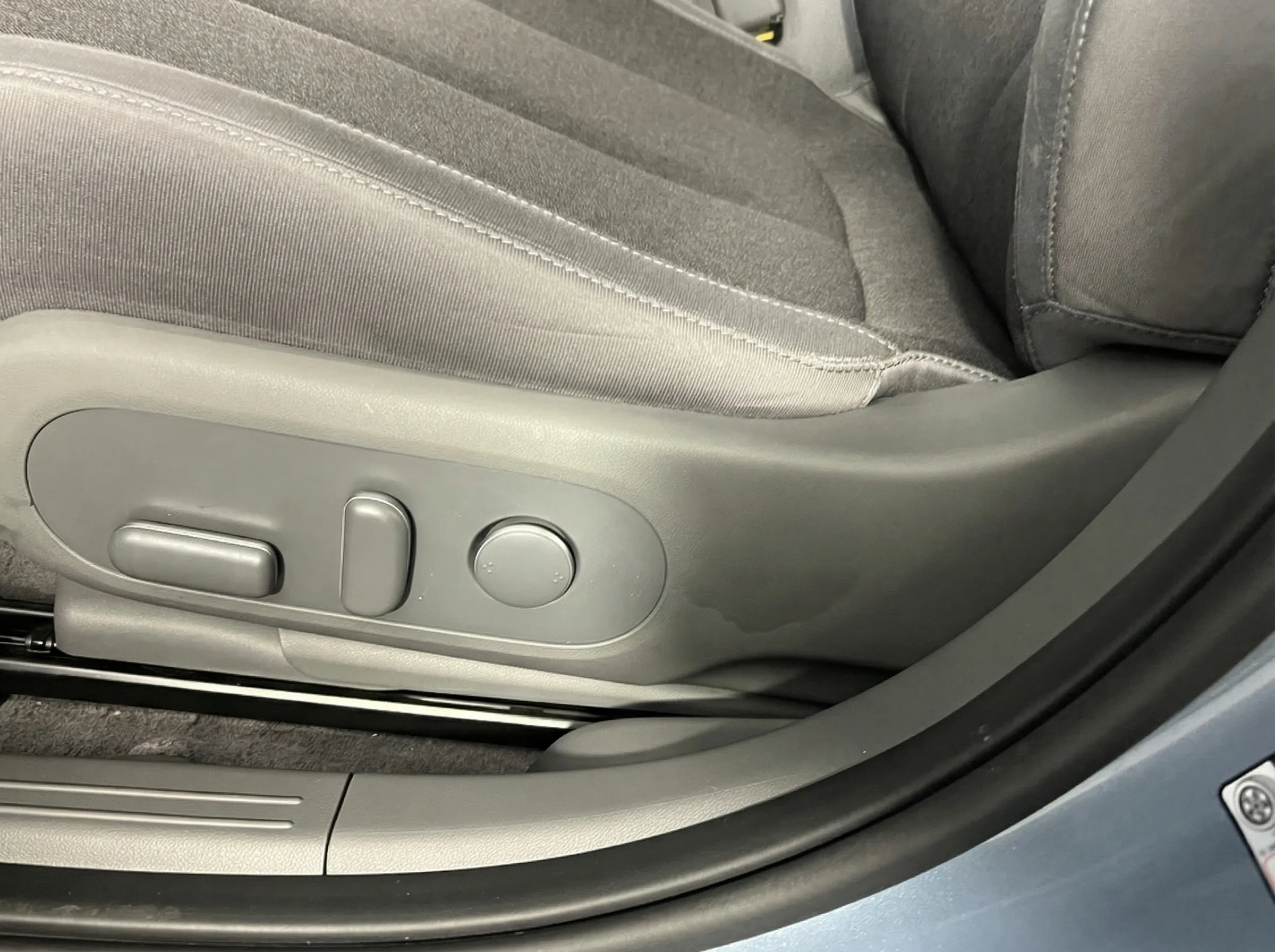 2024 Hyundai IONIQ 5 SE Long Range — thumbnail 10