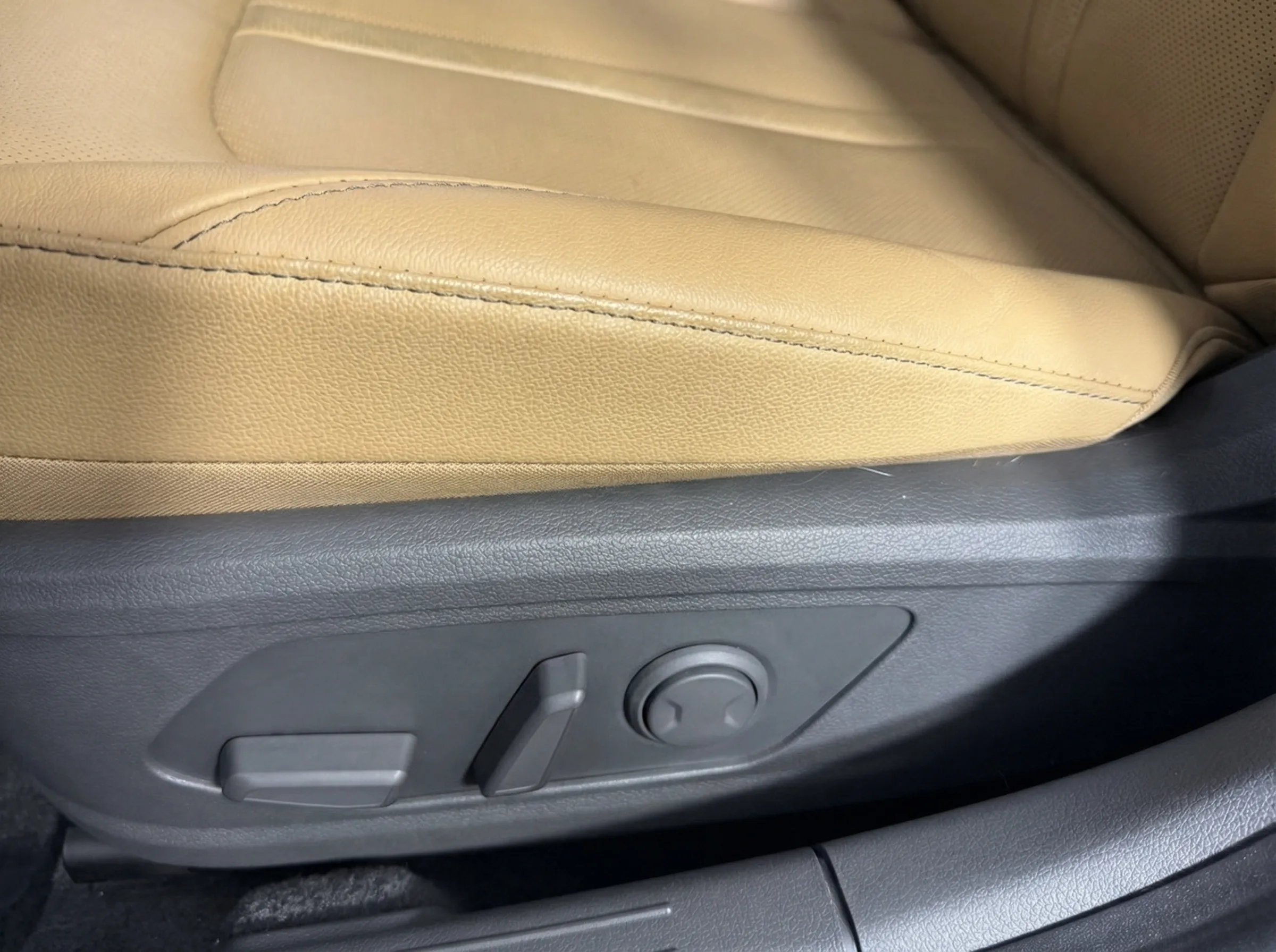 2023 Hyundai Sonata Limited — thumbnail 11