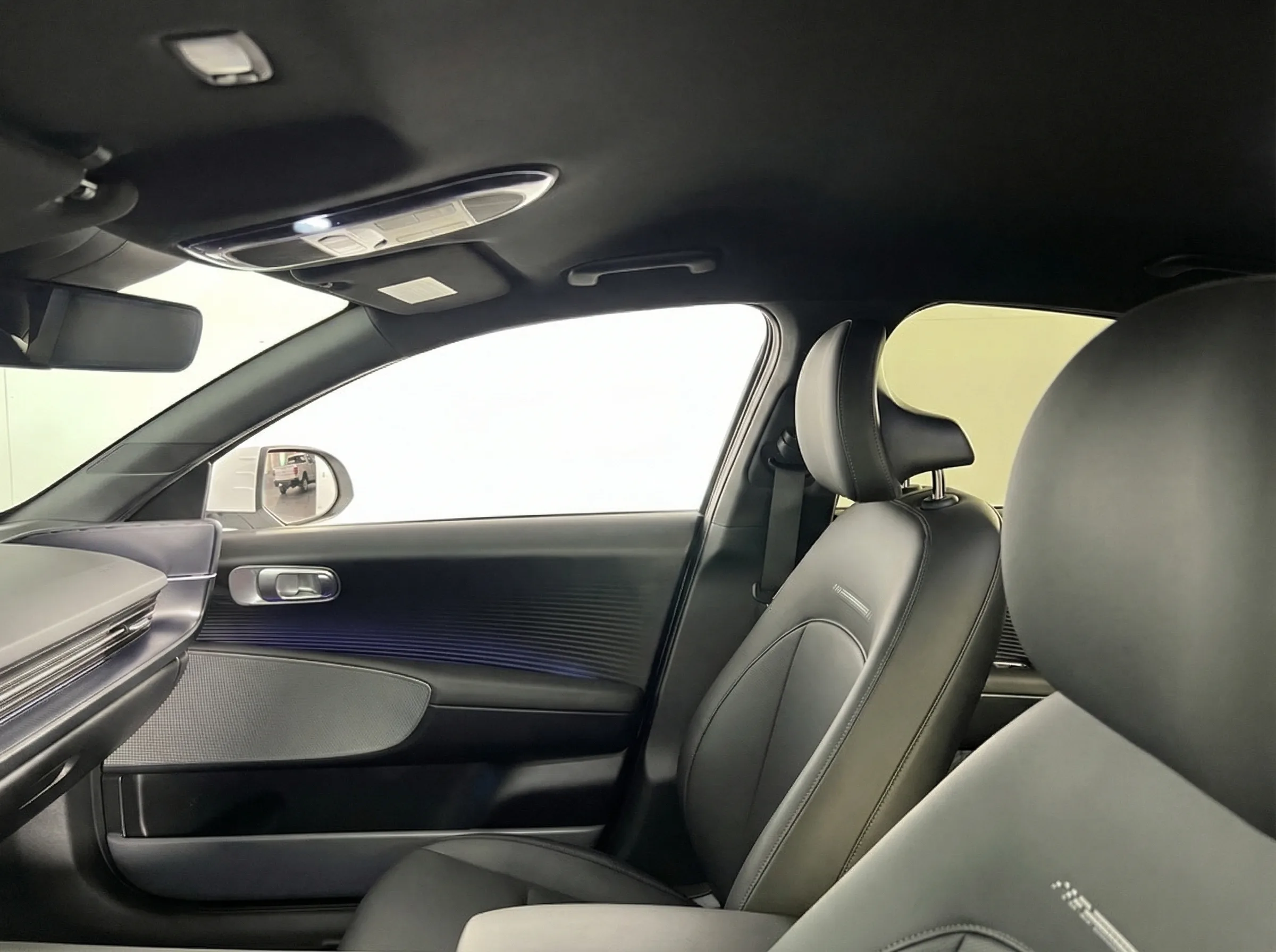 2024 Hyundai IONIQ 6 SEL — thumbnail 11