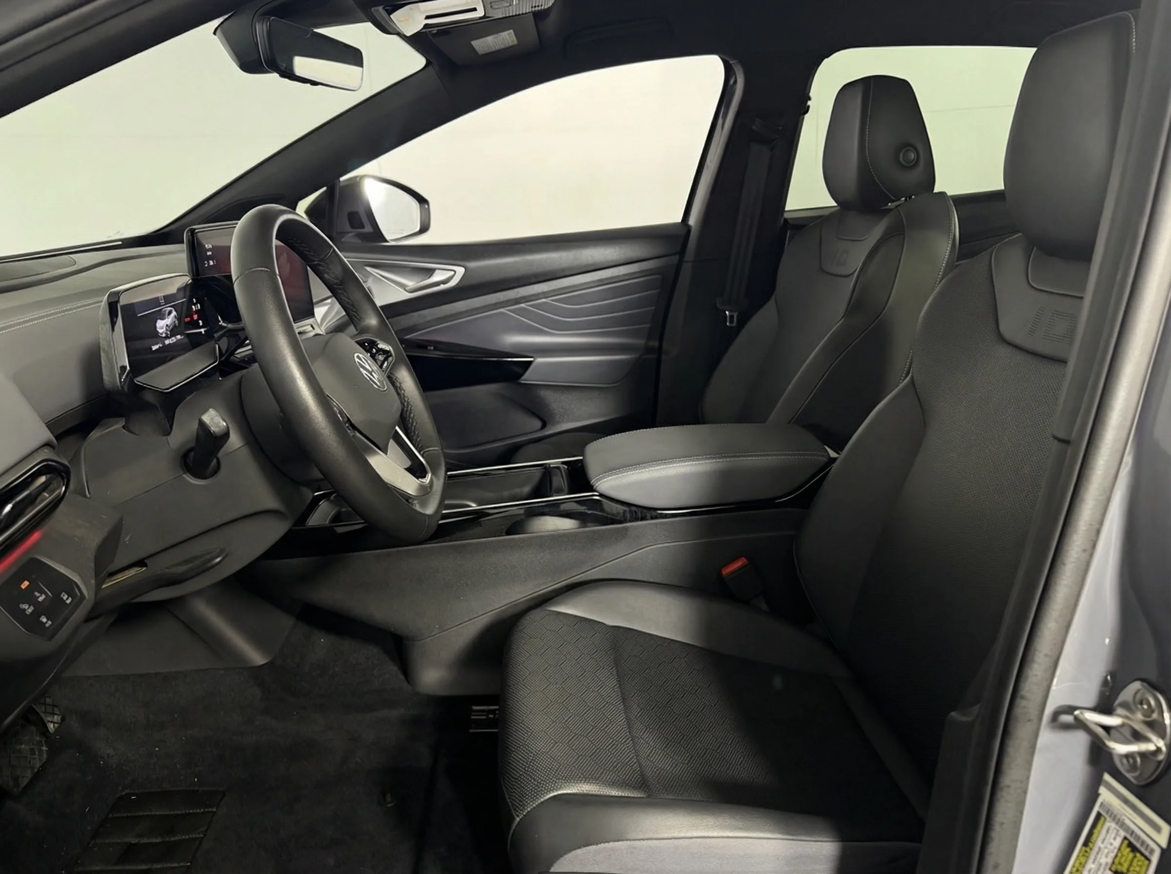 2023 Volkswagen ID.4 Pro S Plus — thumbnail 11