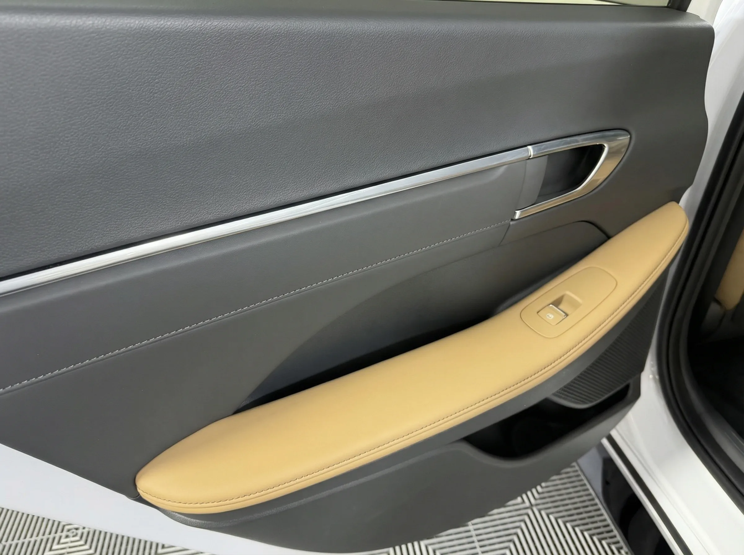 2023 Hyundai Sonata Limited — thumbnail 15