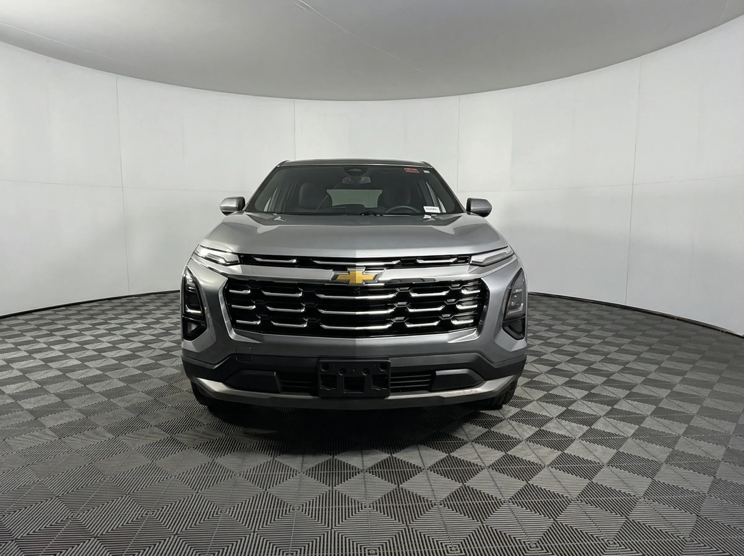 2025 Chevrolet Equinox LT — thumbnail 2