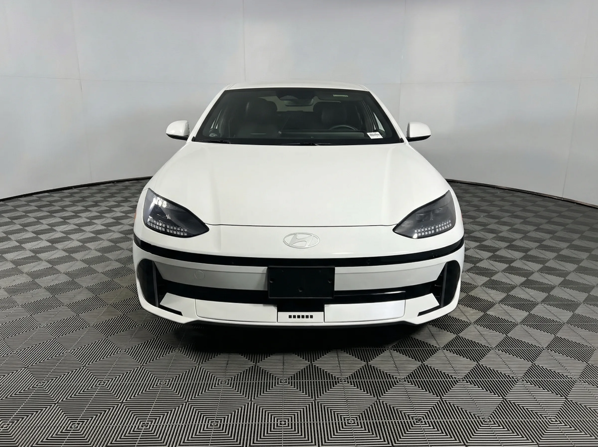 2024 Hyundai IONIQ 6 SEL — thumbnail 3