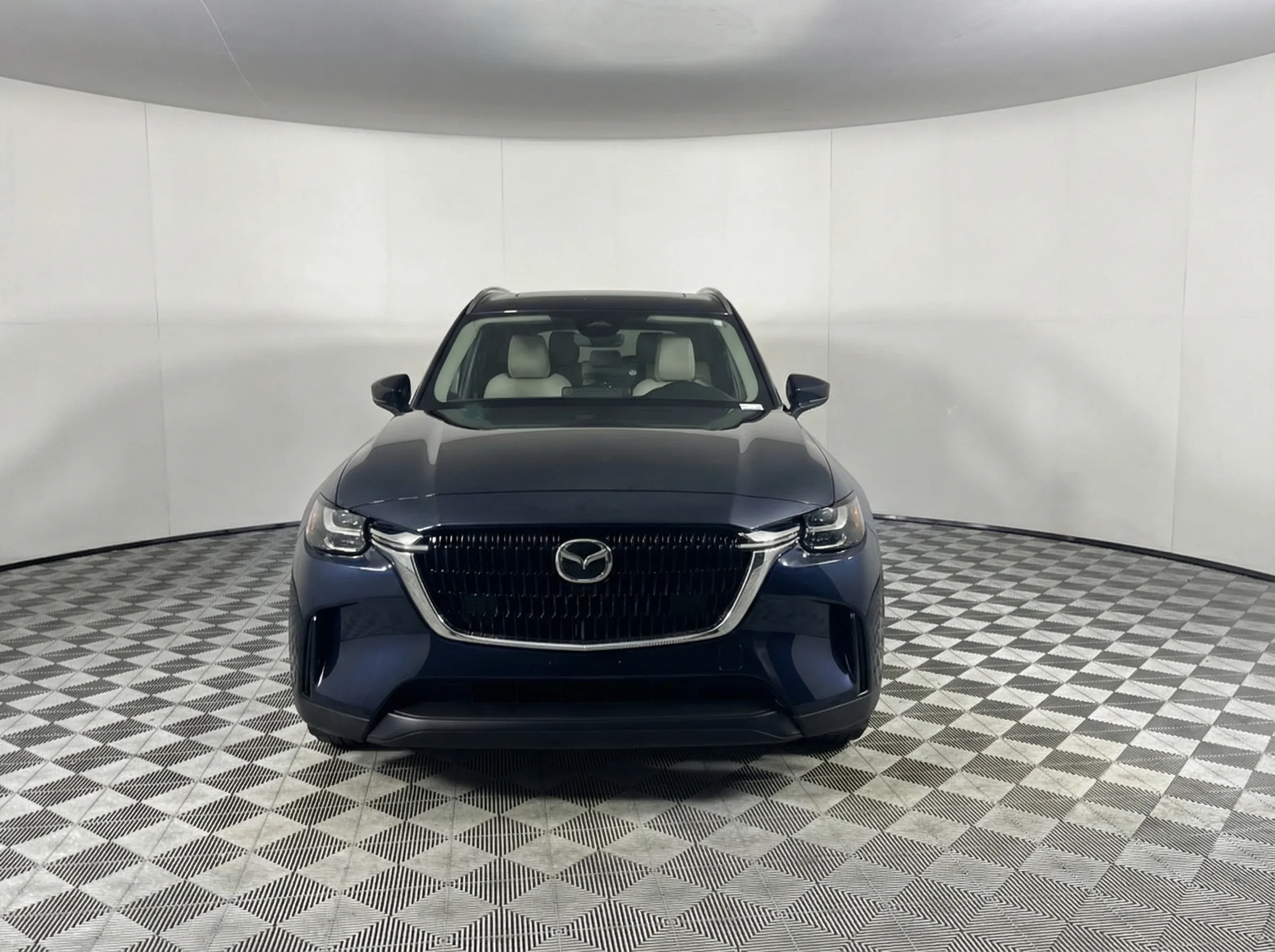 2024 Mazda CX-90 PHEV Preferred — thumbnail 3