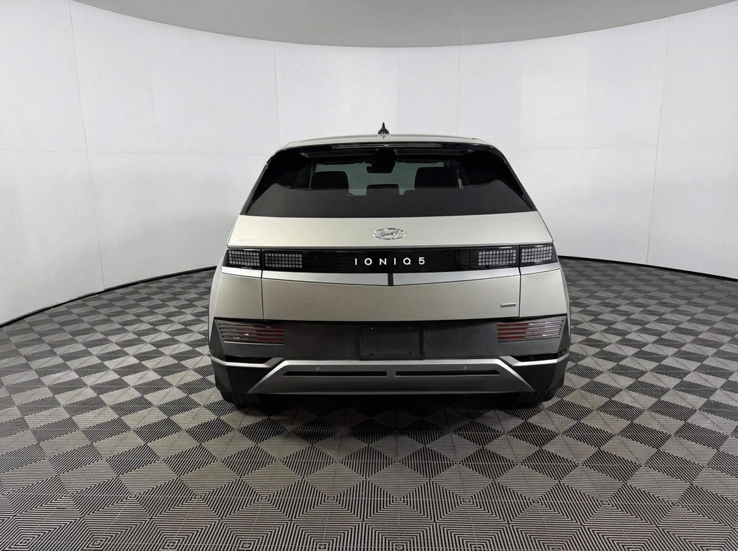 2024 Hyundai IONIQ 5 SEL — thumbnail 4