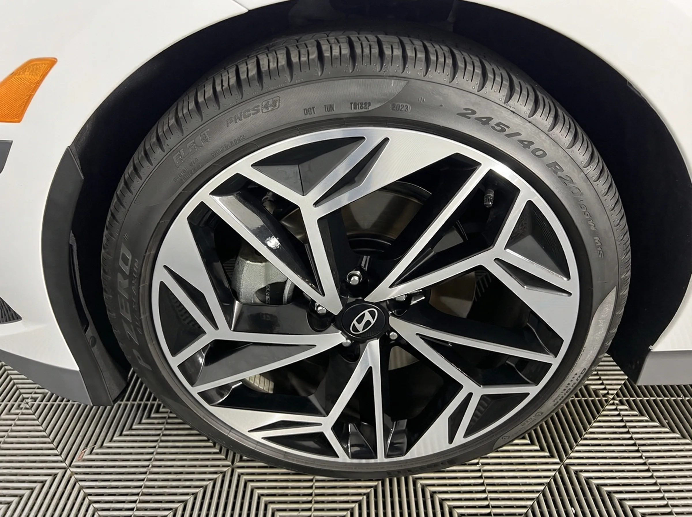 2024 Hyundai IONIQ 6 SEL — thumbnail 5