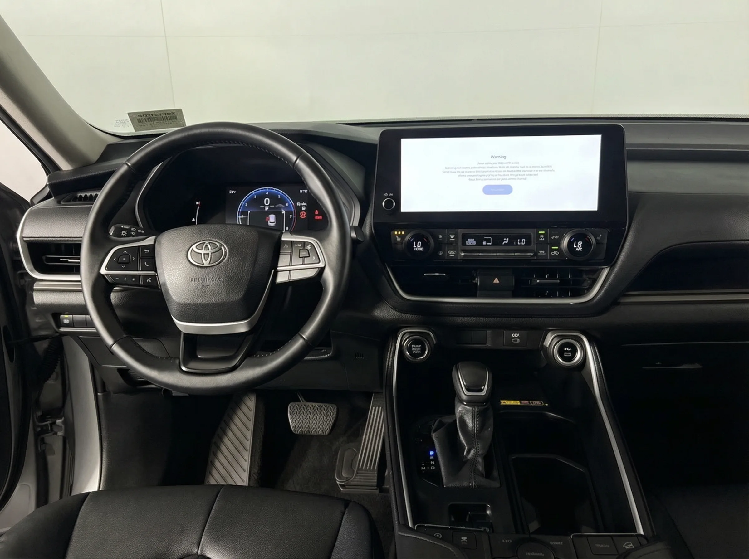2025 Toyota Grand Highlander XLE — thumbnail 6