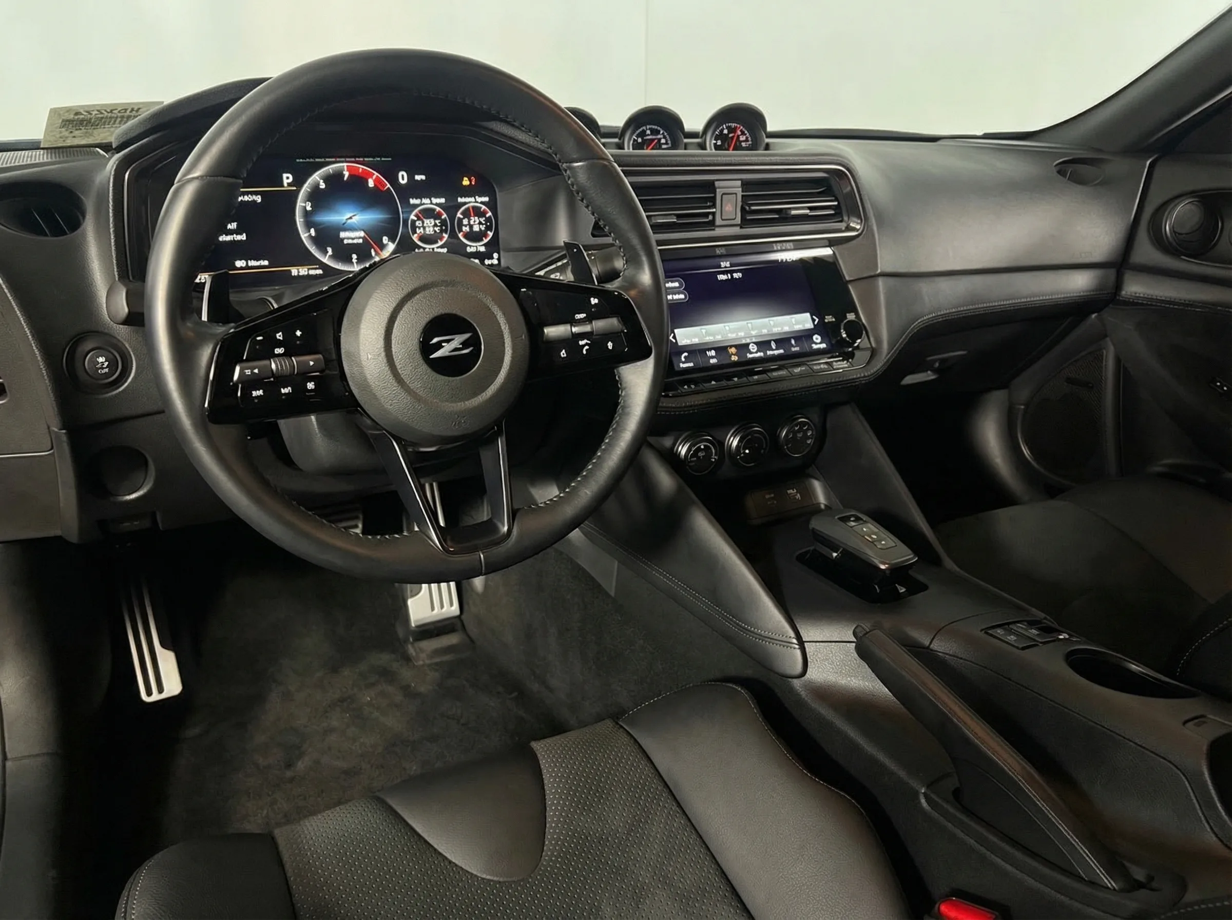 2025 Nissan Z Performance — thumbnail 6