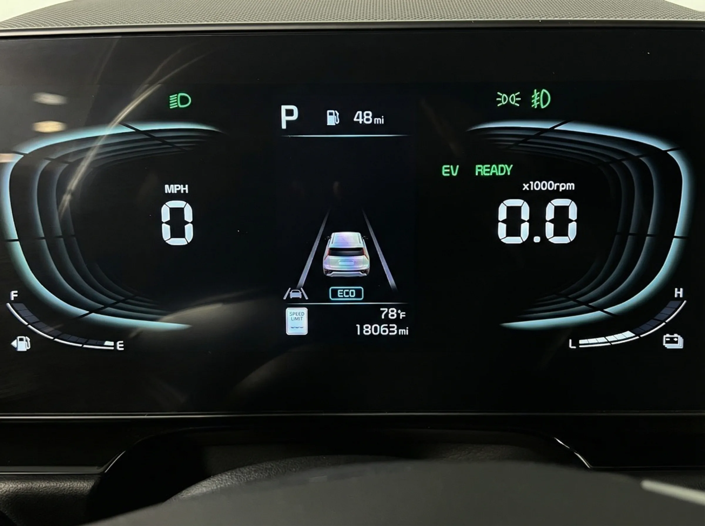 2024 Kia Niro EX Touring — thumbnail 7
