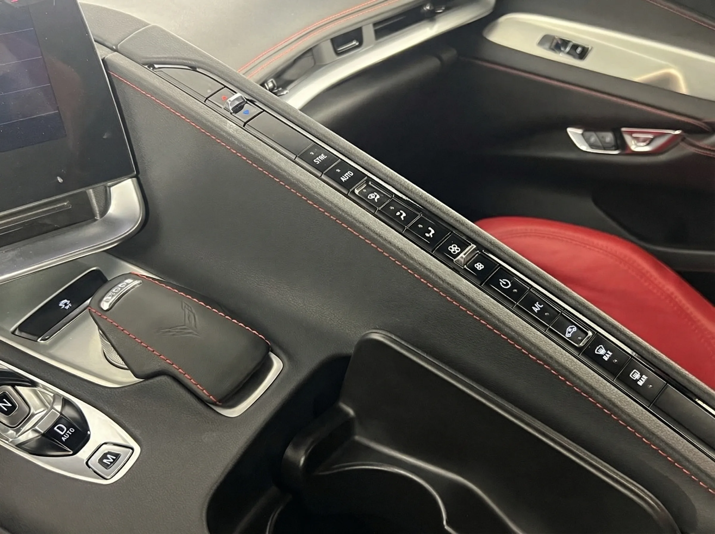 2025 Chevrolet Corvette Stingray 1LT Convertible — thumbnail 8