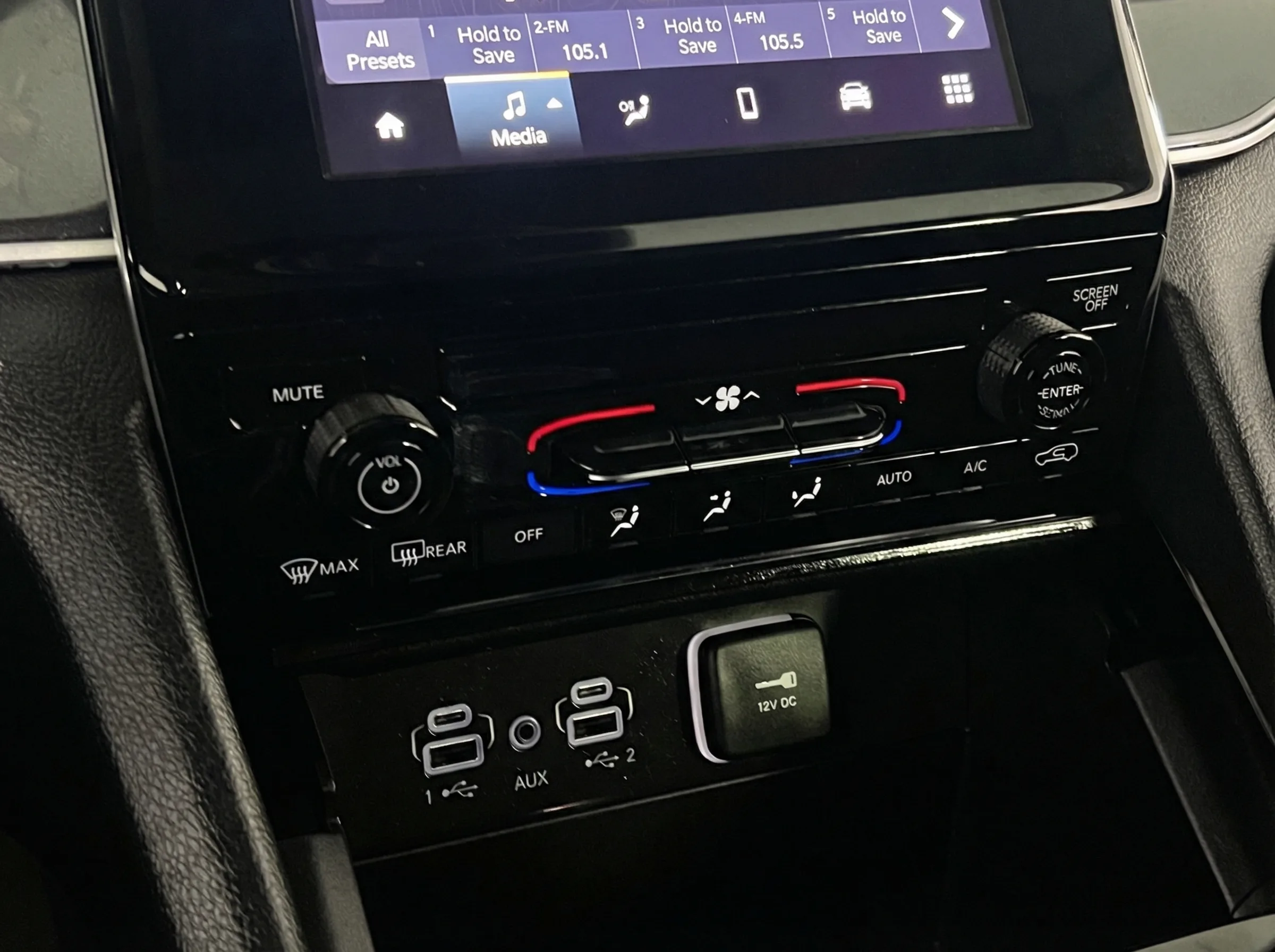 2023 Jeep Grand Cherokee Laredo — thumbnail 8