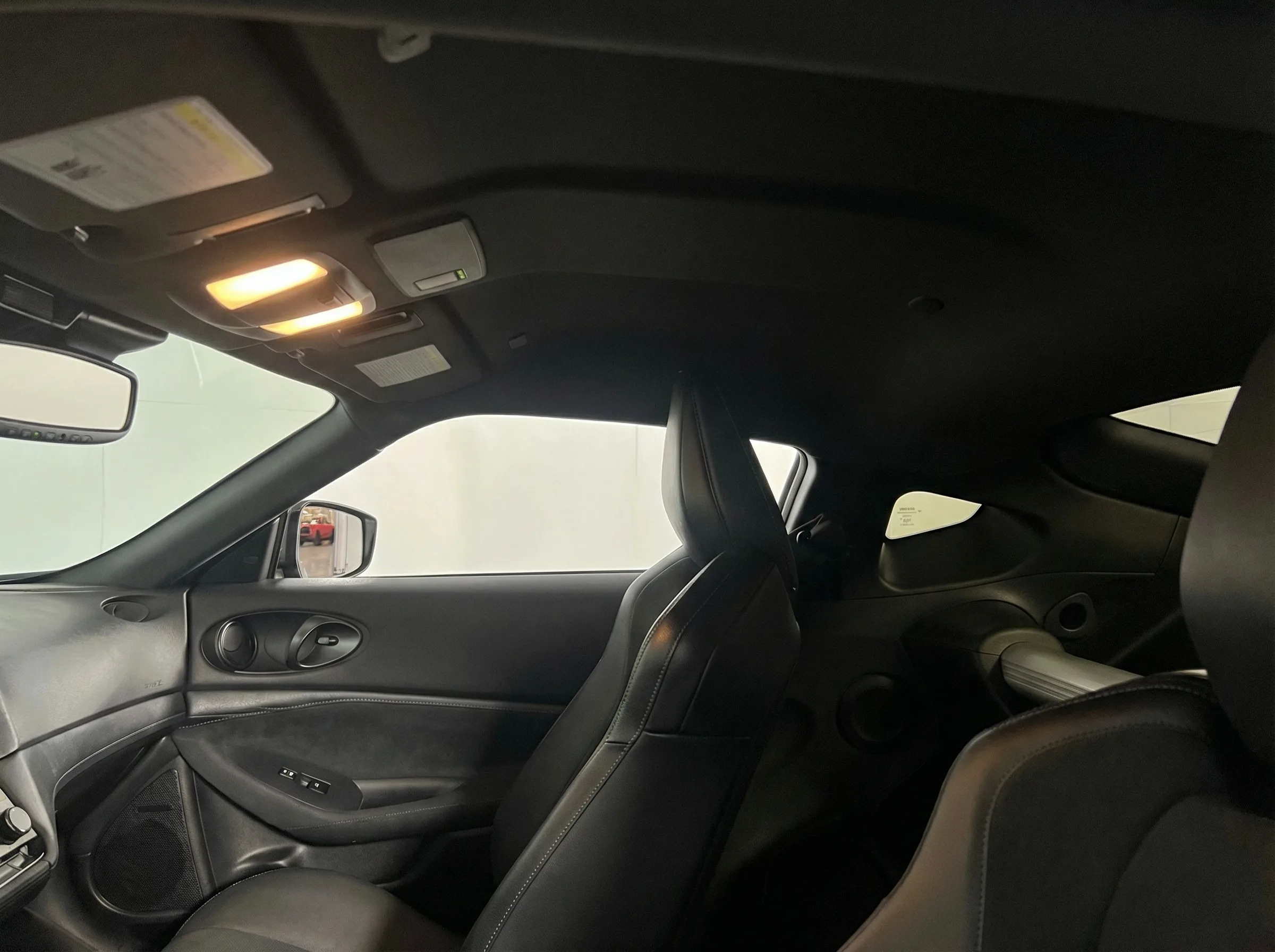 2025 Nissan Z Performance — thumbnail 8
