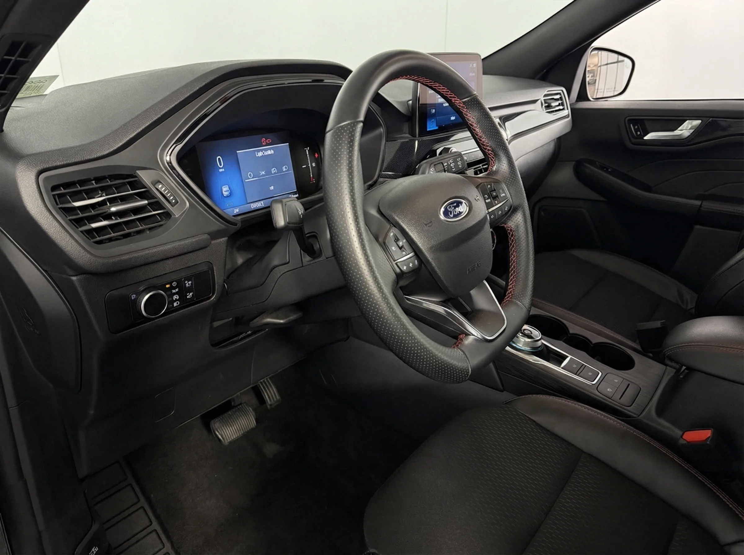 2025 Ford Escape ST-Line — thumbnail 9