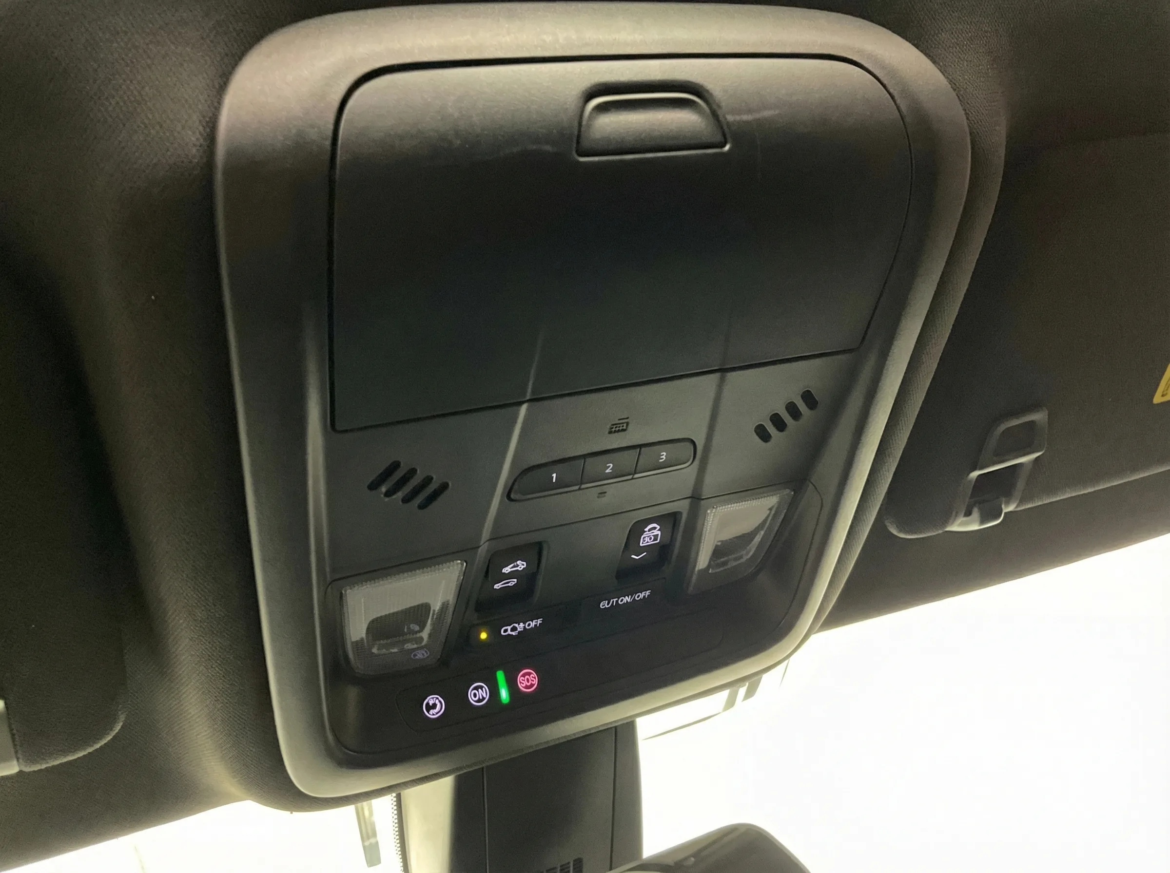 2025 Cadillac XT6 Luxury — thumbnail 9
