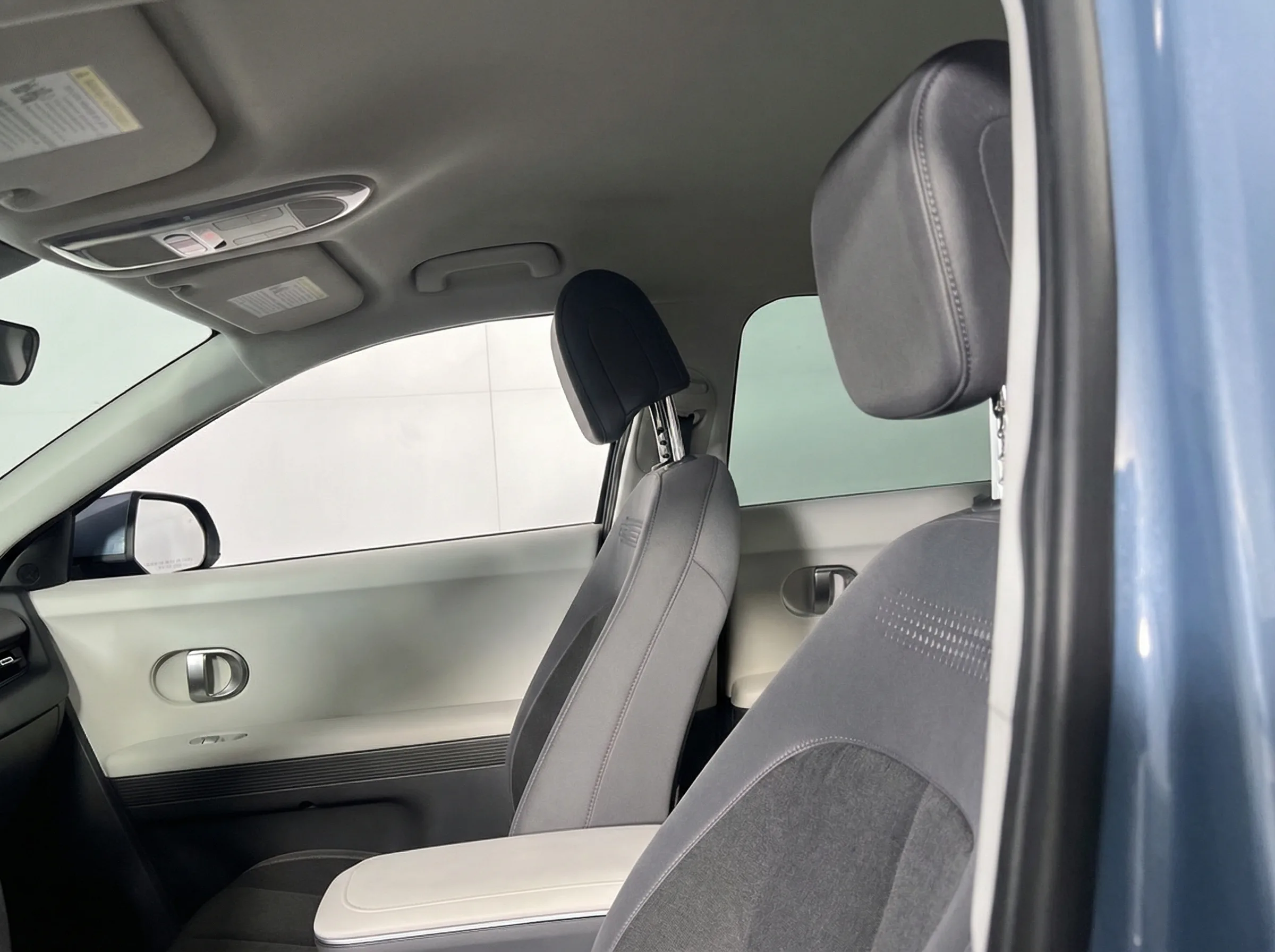 2024 Hyundai IONIQ 5 SE Long Range — thumbnail 9