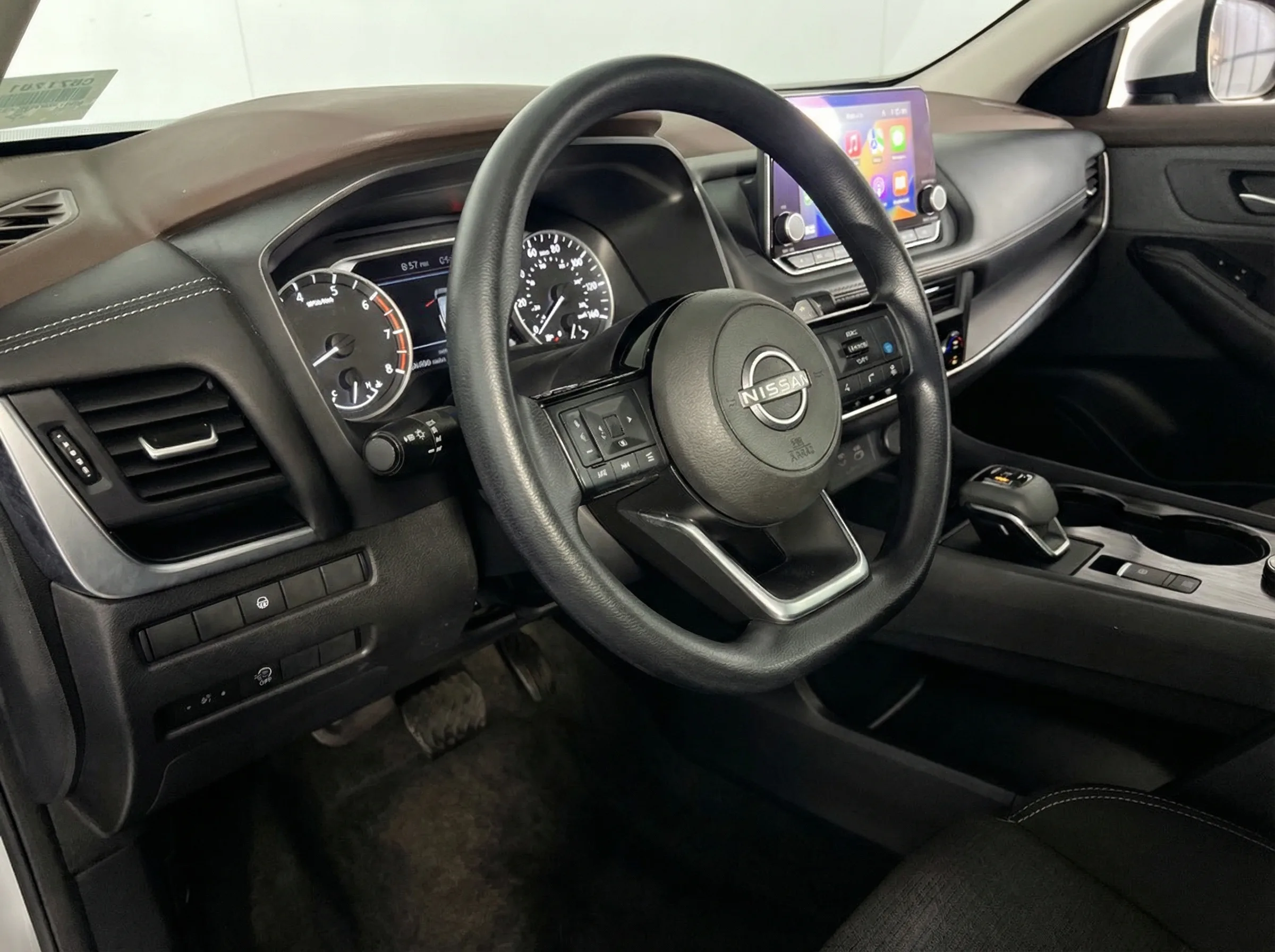 2023 Nissan Rogue SV — thumbnail 9