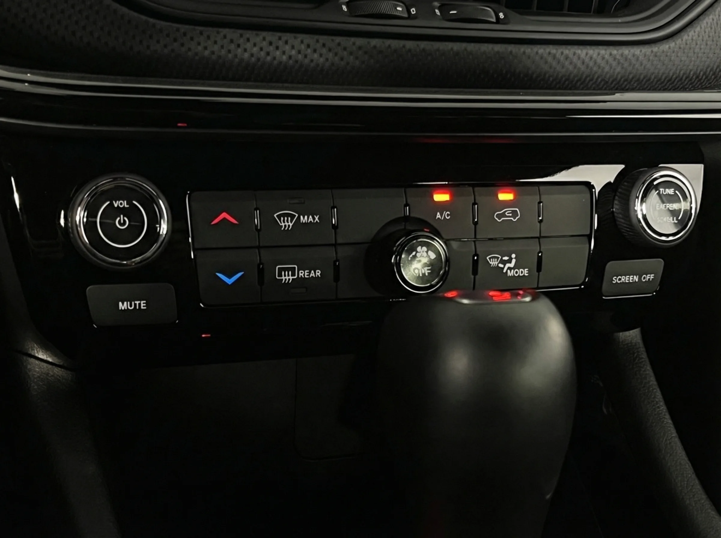 2025 Jeep Compass Latitude — thumbnail 9