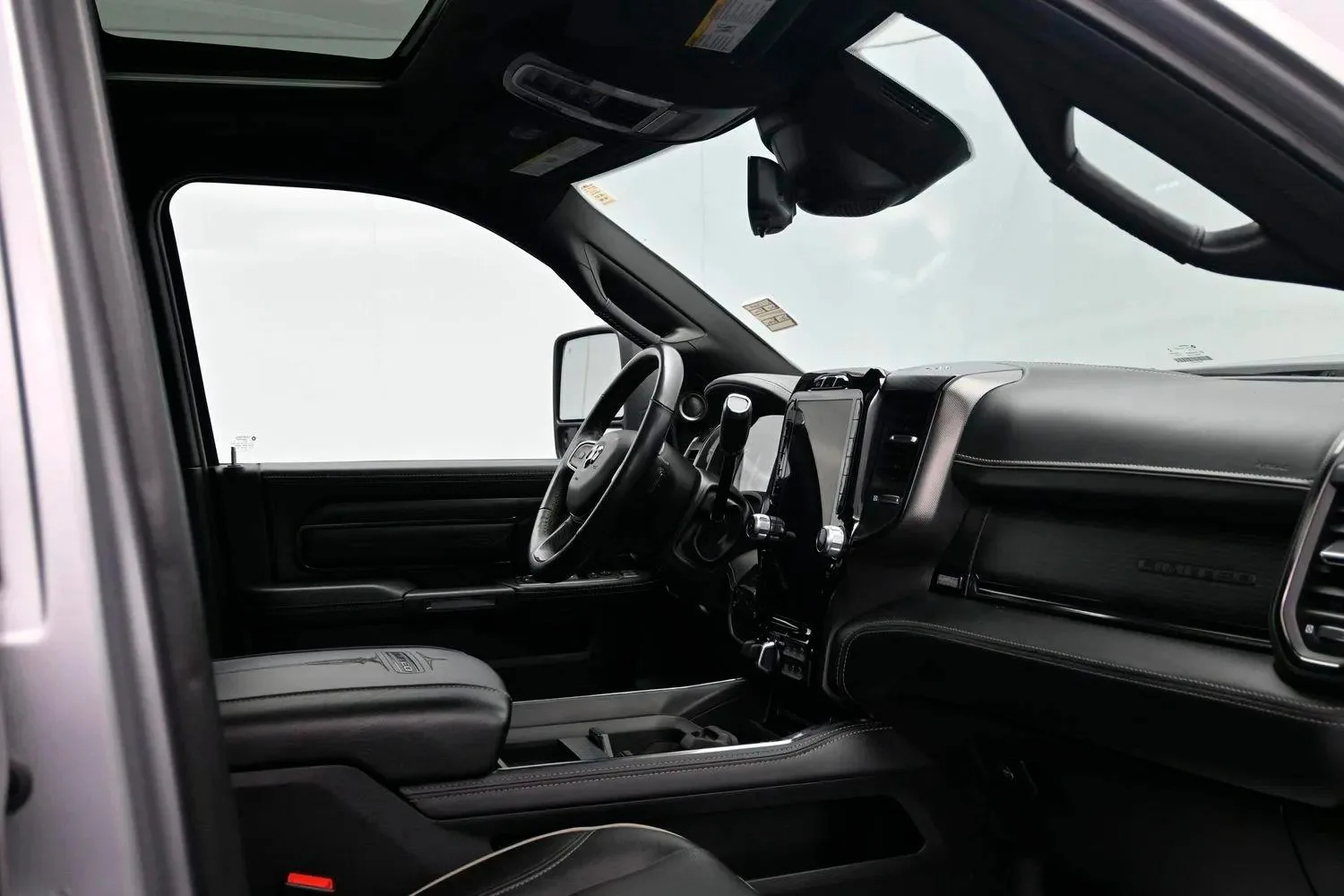 2023 Ram 3500 Limited — thumbnail 14