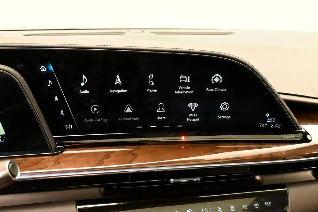 2024 Cadillac Escalade ESVTrimSport Platinum — thumbnail 11