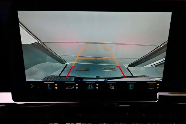 2024 Chevrolet Silverado 2500HDTrimZR2 — thumbnail 14