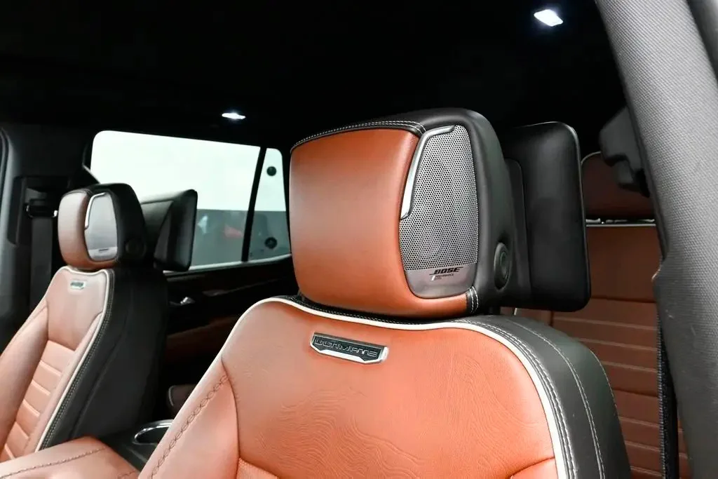 2023 GMC Yukon Denali Ultimate — thumbnail 17