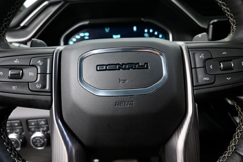 2024 GMC Sierra 1500TrimDenali Ultimate — thumbnail 13