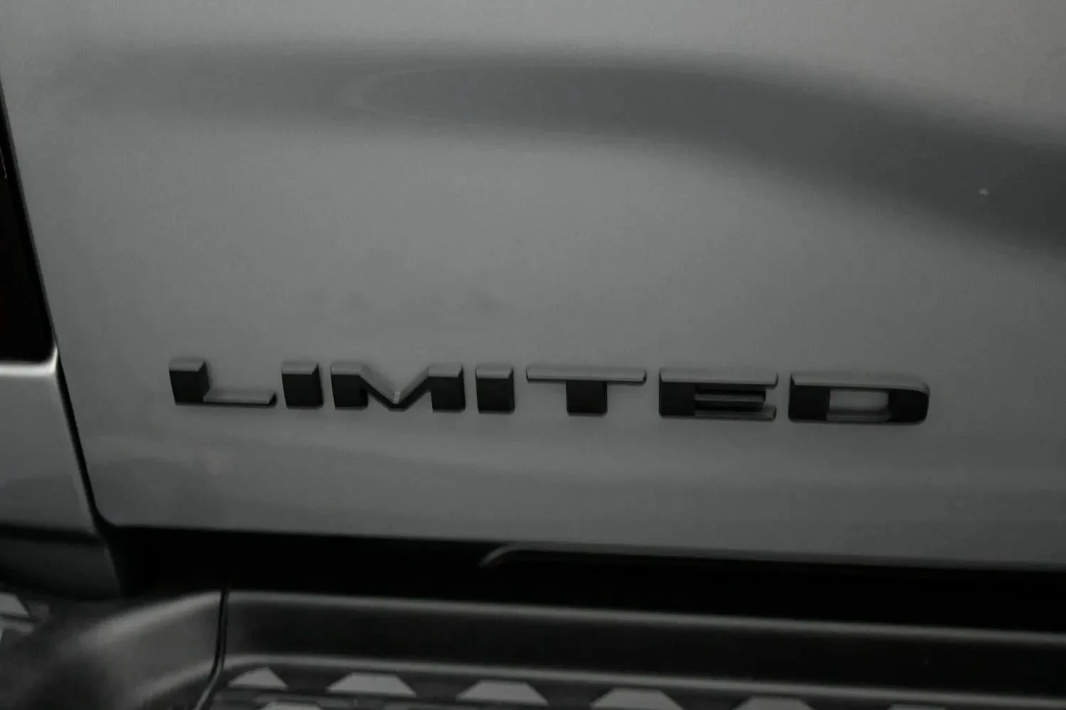 2023 Ram 3500 Limited — thumbnail 18
