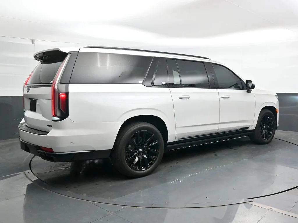 2024 Cadillac Escalade ESVTrimSport Platinum