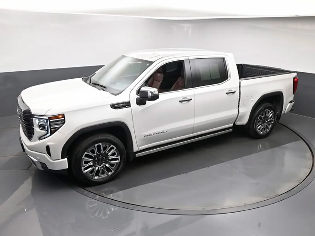 2024 GMC Sierra 1500TrimDenali Ultimate — thumbnail 18