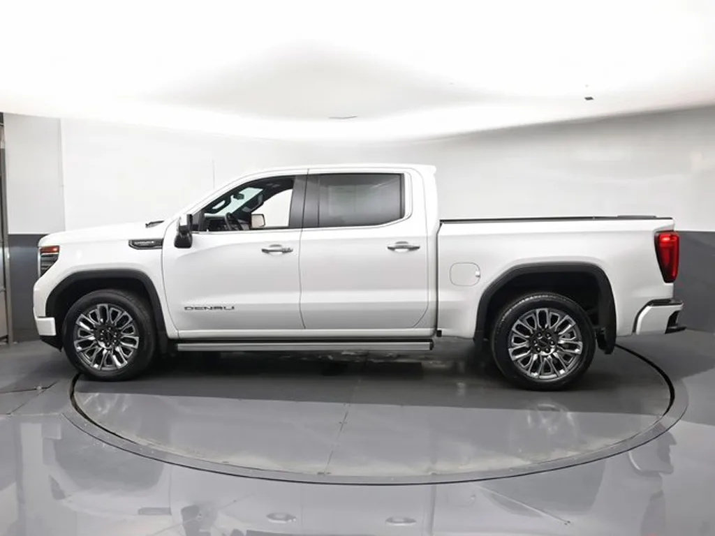 2024 GMC Sierra 1500TrimDenali Ultimate — thumbnail 19