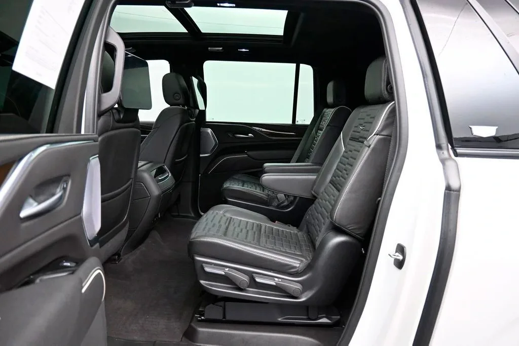 2024 Cadillac Escalade ESVTrimSport Platinum — thumbnail 20