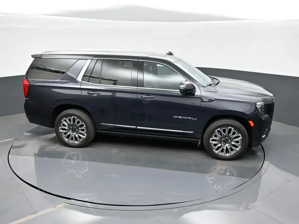 2023 GMC Yukon Denali Ultimate — thumbnail 30