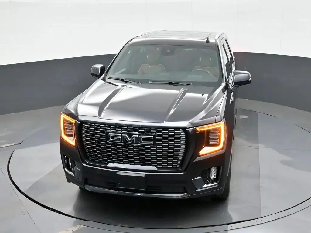 2023 GMC Yukon Denali Ultimate — thumbnail 32