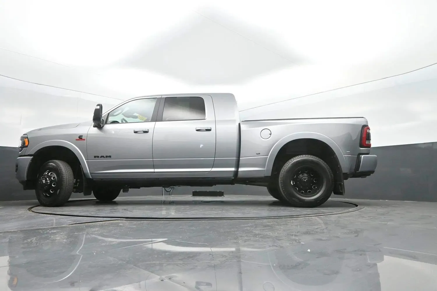 2023 Ram 3500 Limited — thumbnail 38