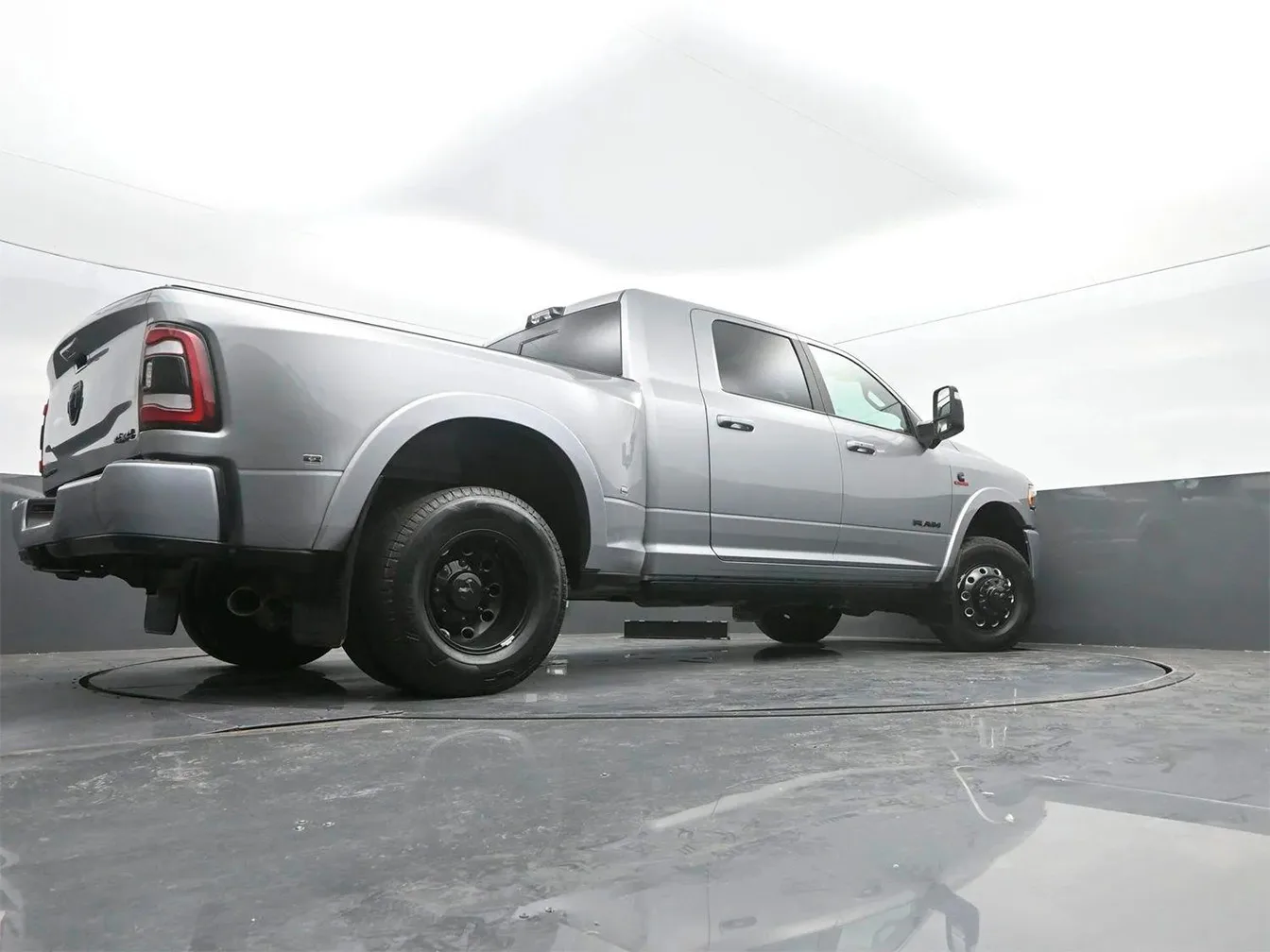 2023 Ram 3500 Limited — thumbnail 39