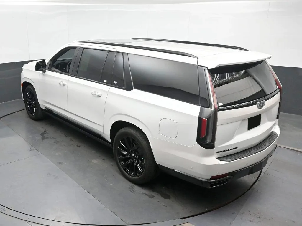 2024 Cadillac Escalade ESVTrimSport Platinum — thumbnail 33