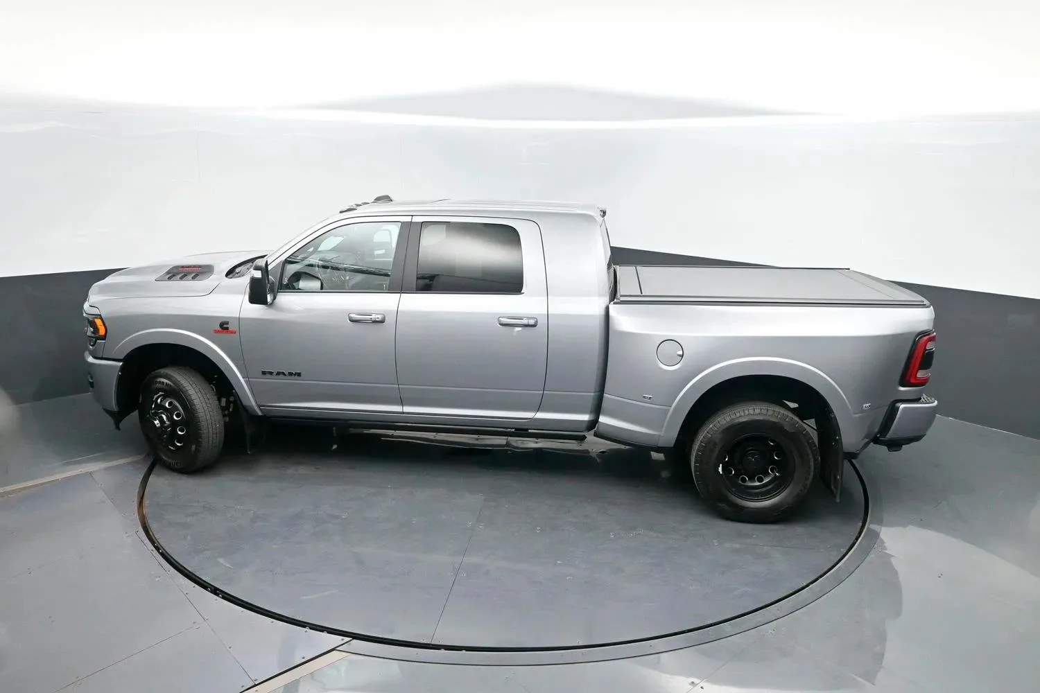 2023 Ram 3500 Limited — thumbnail 42