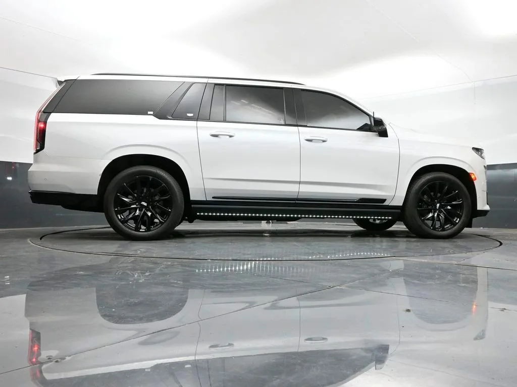 2024 Cadillac Escalade ESVTrimSport Platinum — thumbnail 36