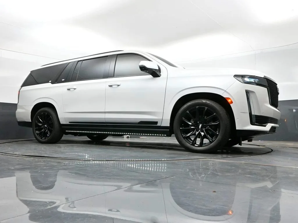 2024 Cadillac Escalade ESVTrimSport Platinum — thumbnail 37