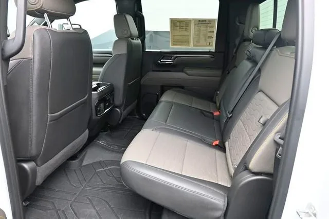 2024 Chevrolet Silverado 2500HDTrimZR2 — thumbnail 50